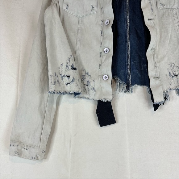 FREE PEOPLE Women’s Size M Denim Jean Jacket Coat Destructed Distressed - Picture 15 of 15